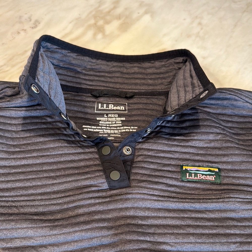 L.L.Bean Gray Ribbed Henley Pullover Size Large - Picture 4 of 5